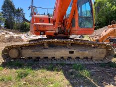 Daewoo 220 LC-V excavator with 4no. buckets, 22 TONNE RATED,yr2002, 12,000 rec.hrs APPROX .STILL