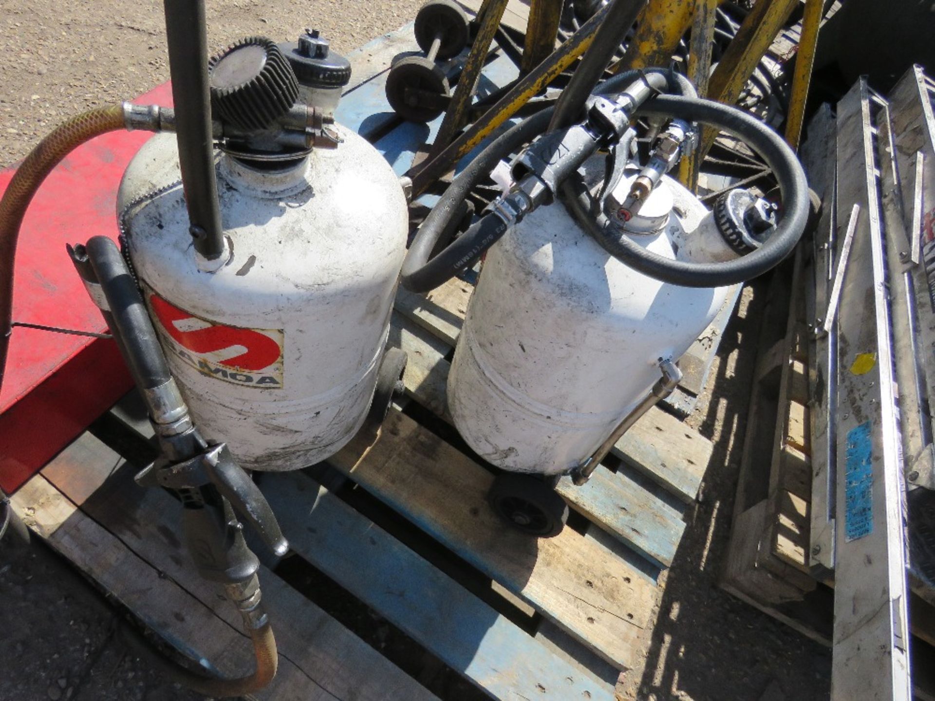 2X SOMOA OIL FILLING CANISTERS sourced from company liquidation - Image 2 of 2