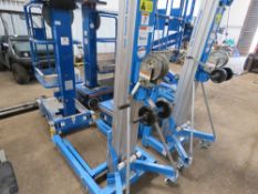 GENIE SUPERLIFT SLA10 MATERIAL HOIST COMPLETE WITH FORKS, YEAR 2018. WHEN TESTED WAS SEEN TO LIFT A