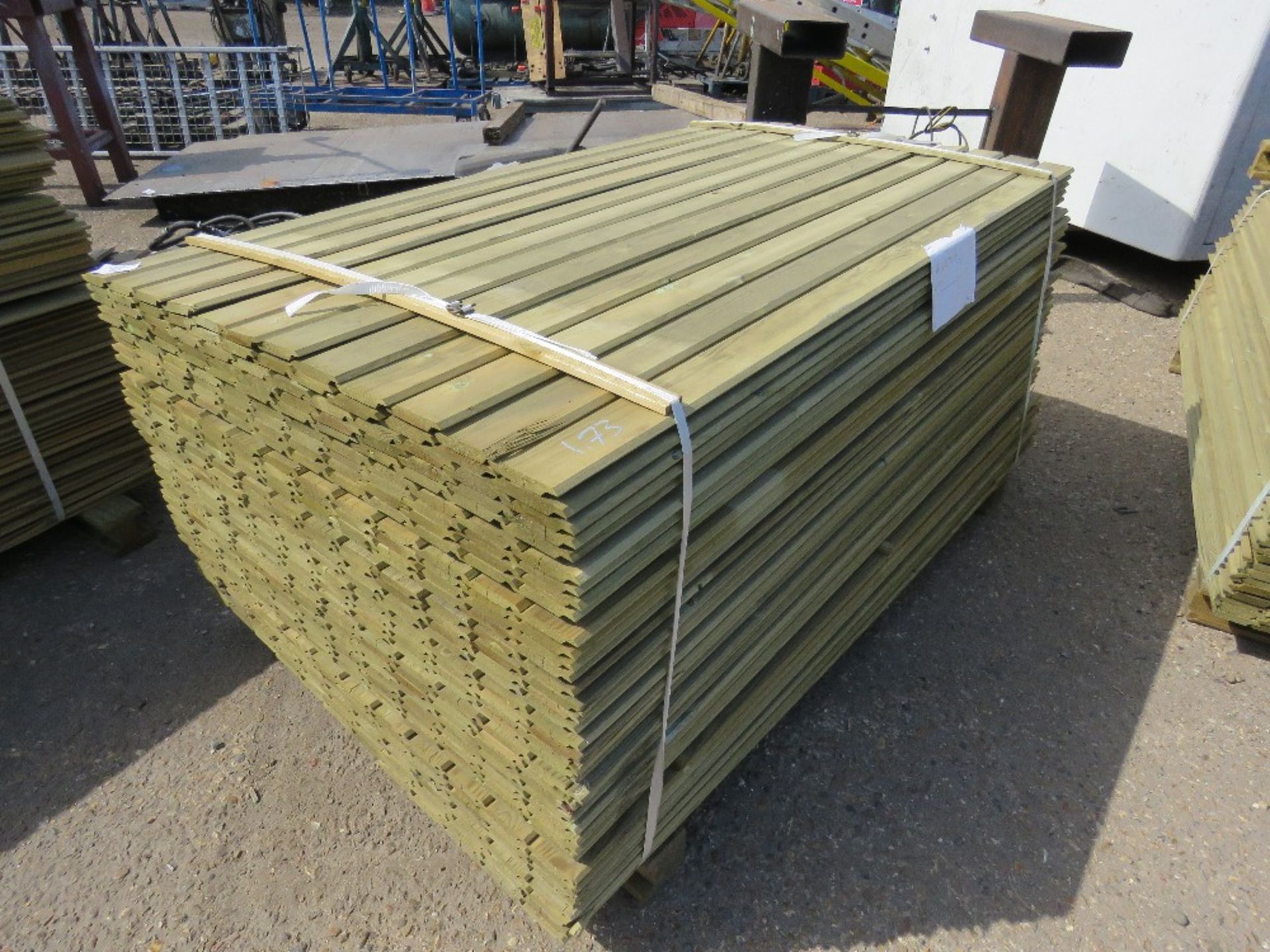 1 X PACK OF SHIPLAP TIMBER FENCE CLADDING, 1.73M X 9CM WIDE X 1.5CM DEEP APPROX