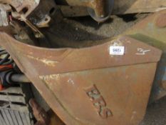 EBS 18" excavator bucket on 50mm pins