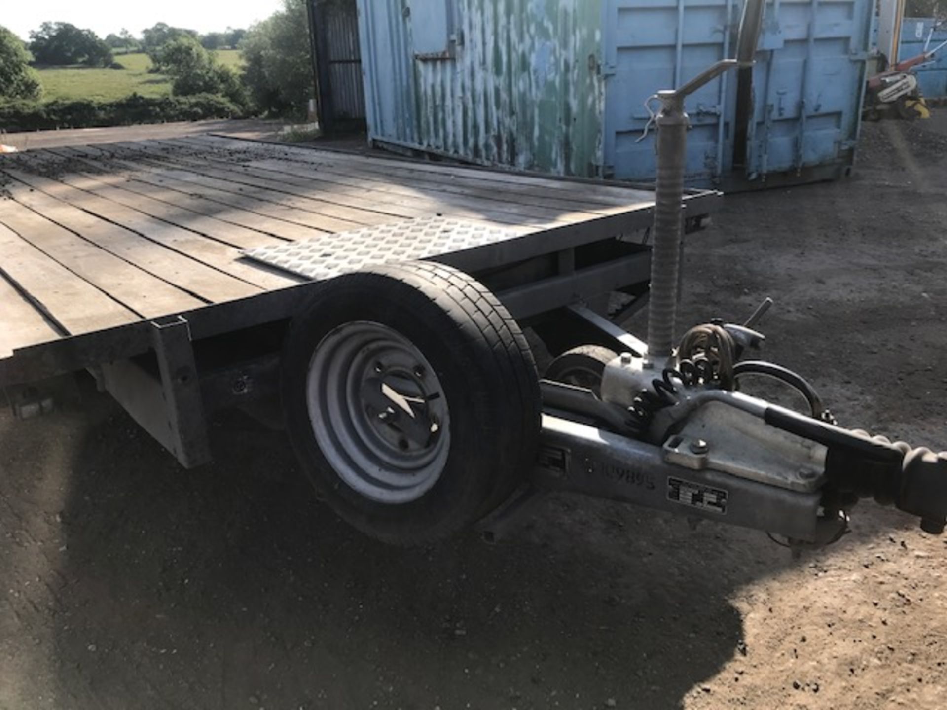 IFOR WILLIAMS TRI AXLE 14 FT. FLAT TRAILER WITH HEAVY DUTY FLOOR AND LED LIGHTS YEAR 2016 BUILD 6 FT - Image 6 of 12