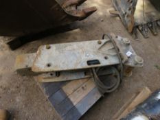 Hydraulic excavator breaker on 45mm pins, no point