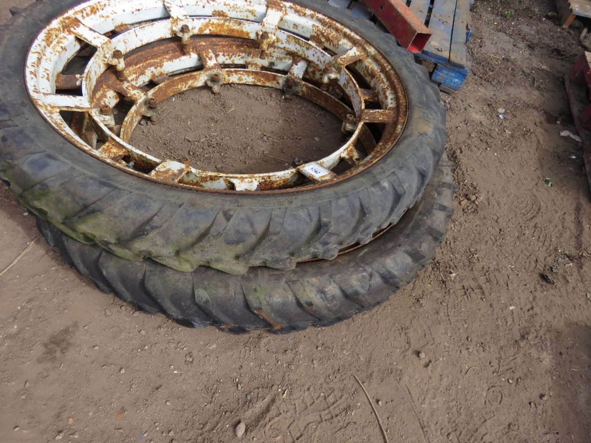 PAIR OF ROWCROP WHEELS EX FORD 7610 TRACTOR - Image 3 of 3