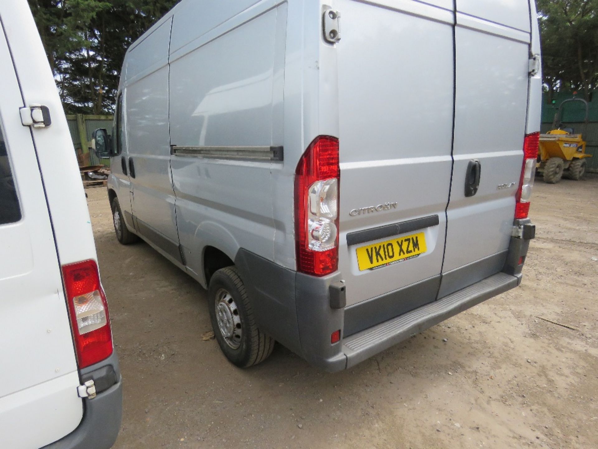 CITROEN RELAY SILVER PANEL VAN REG;VK10 XZM TESTED TILL 4/6/20 164,290 REC MILES. WHEN TESTED W - Image 10 of 10