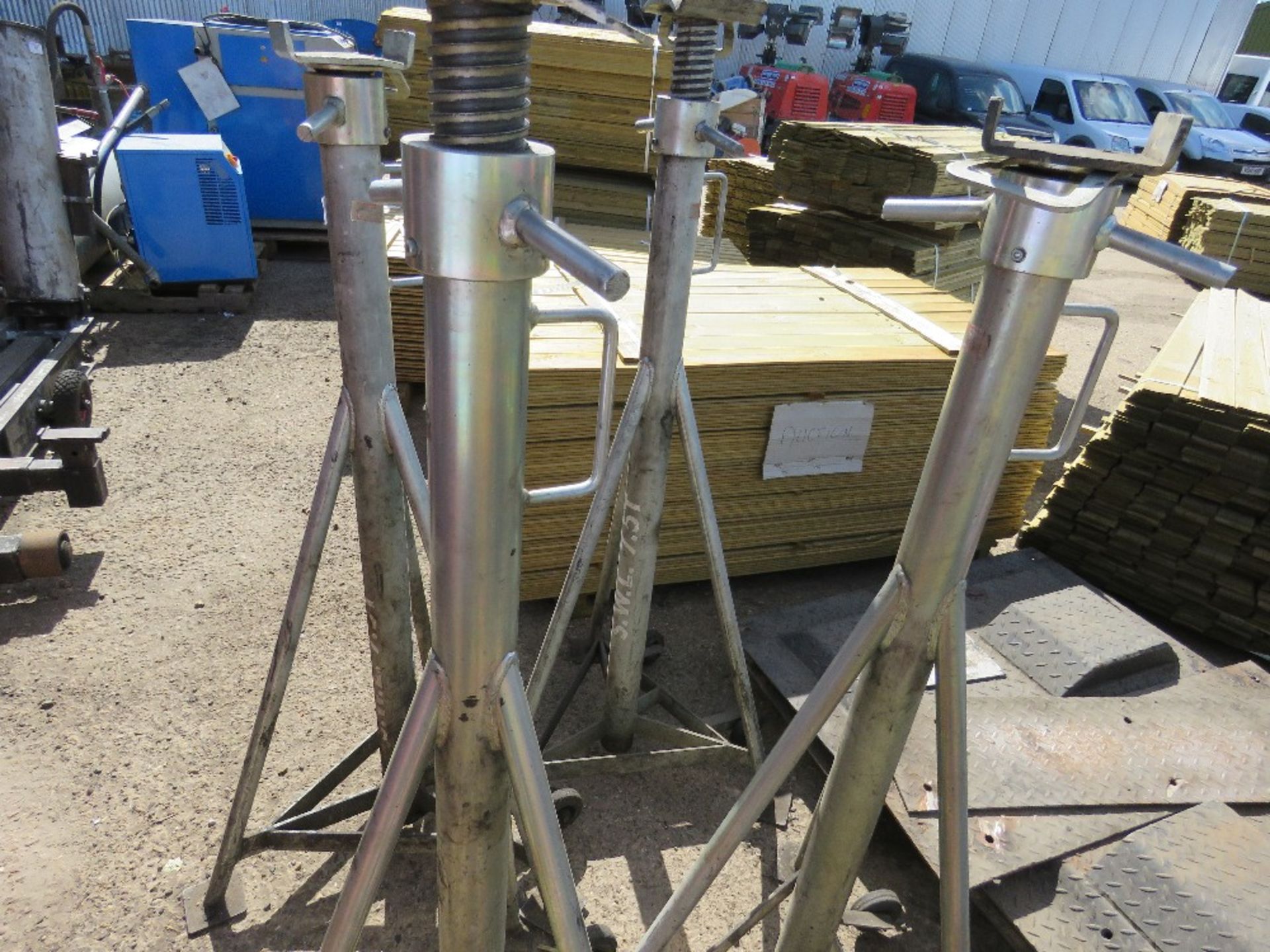 SET OF 4 X SOMERS TOTAL KARE HIGH REACH 7.5TONNE RATED AXLE SUPPORT STANDS, EX COMPANY LIQUIDATION - Image 3 of 3