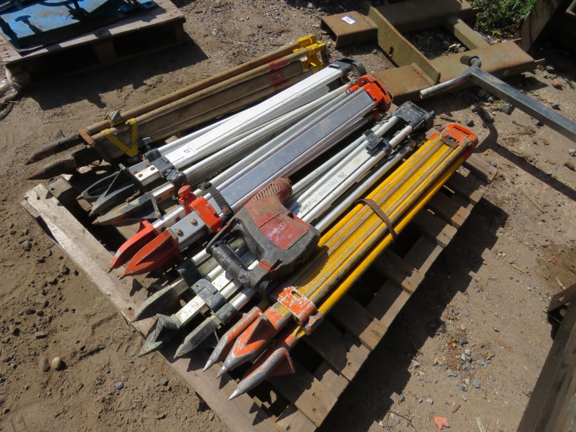 4 X SURVEYOR'S TRIPODS PLUS HILTI DRILL