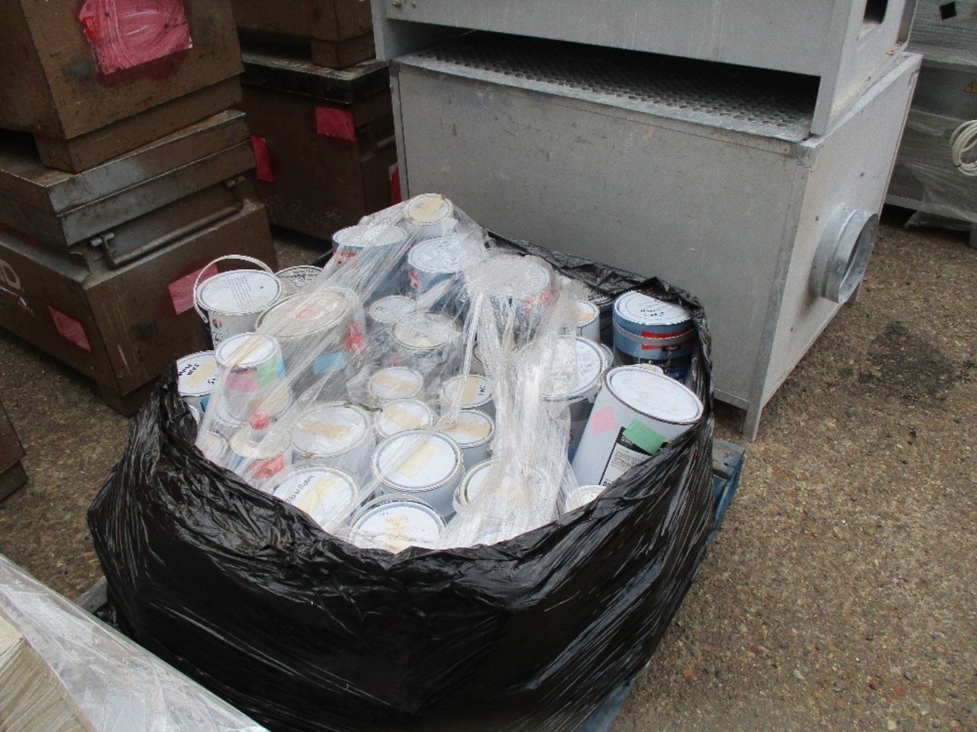 5 X PALLETS OF ASSORTED PAINTS....EX COMPANY LIQUIDATION - Image 4 of 9