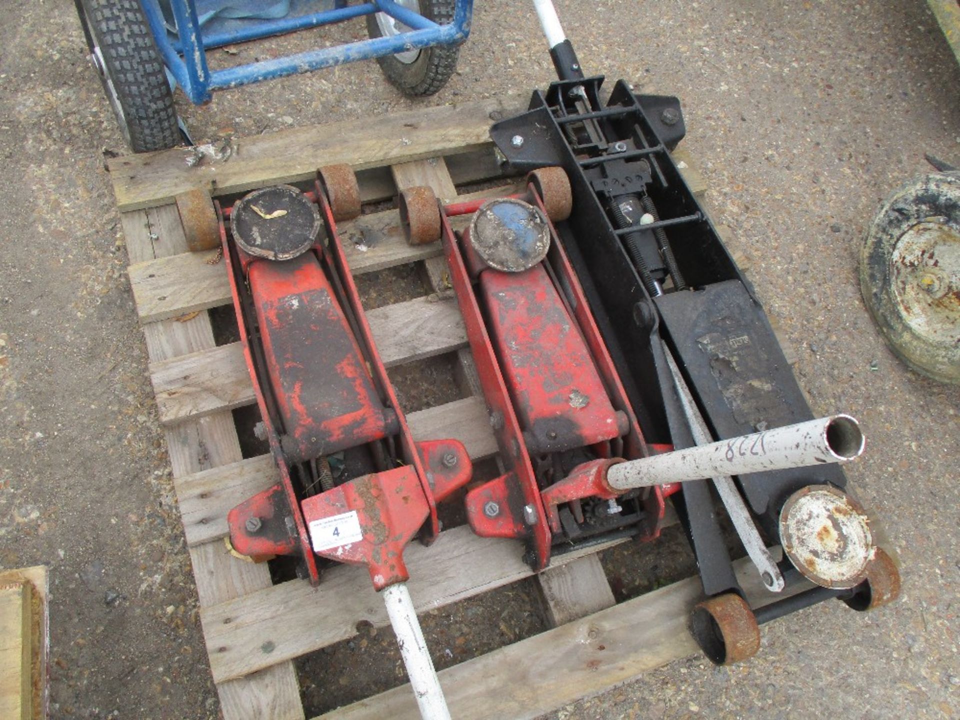 3 X TROLLY JACKS EX COMPANY LIQUIDATION