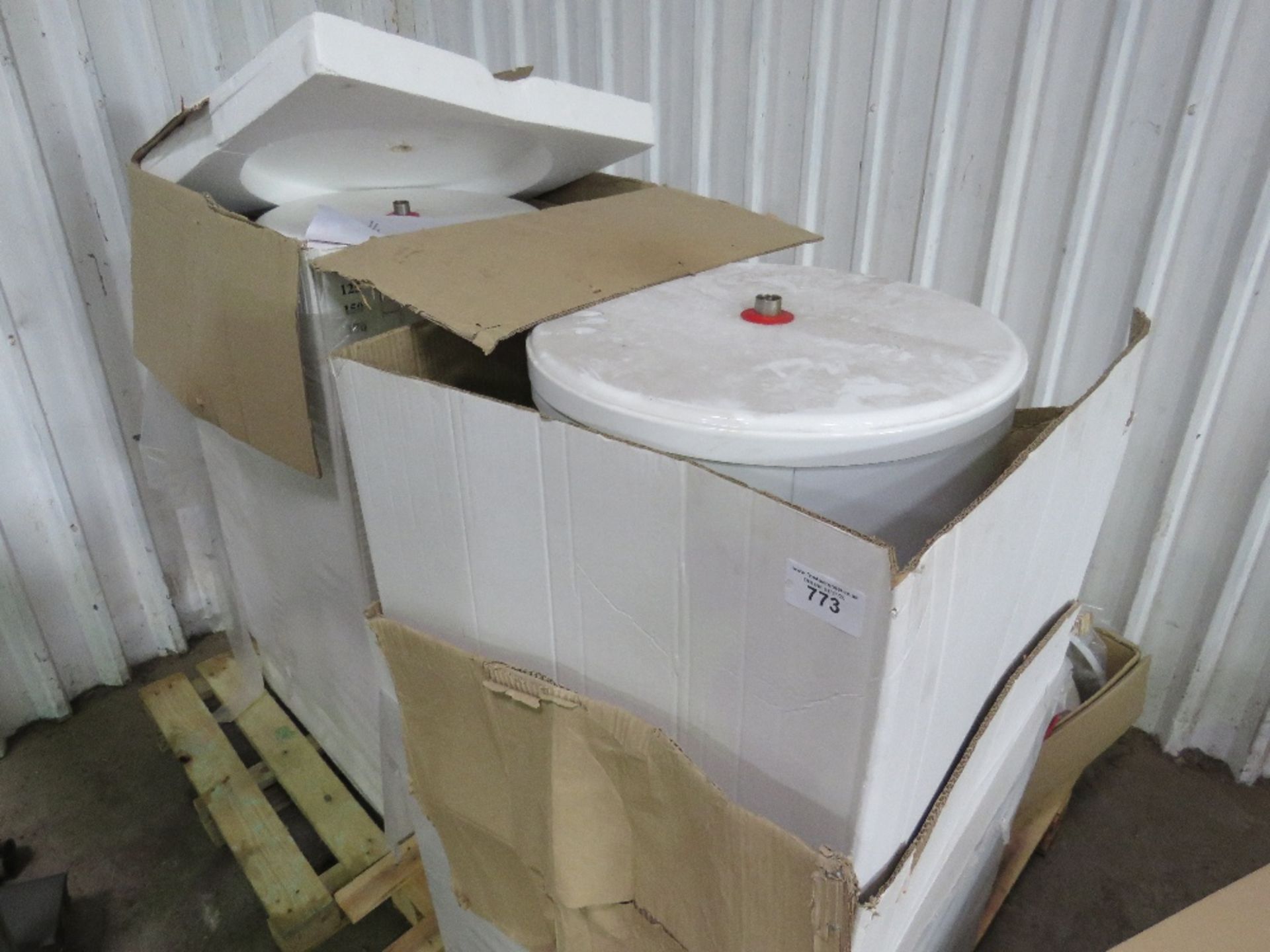 3 X PALLETS OF HEATING EQUIPMENT AS SHOWN