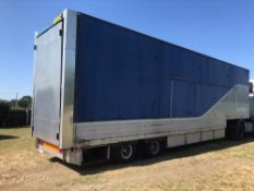 1981 2 AXLED RACE/PRESTIGE CAR TRANSPORT ARTIC TRAILER.