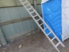 2 SECTION ALUMINIUM LADDER