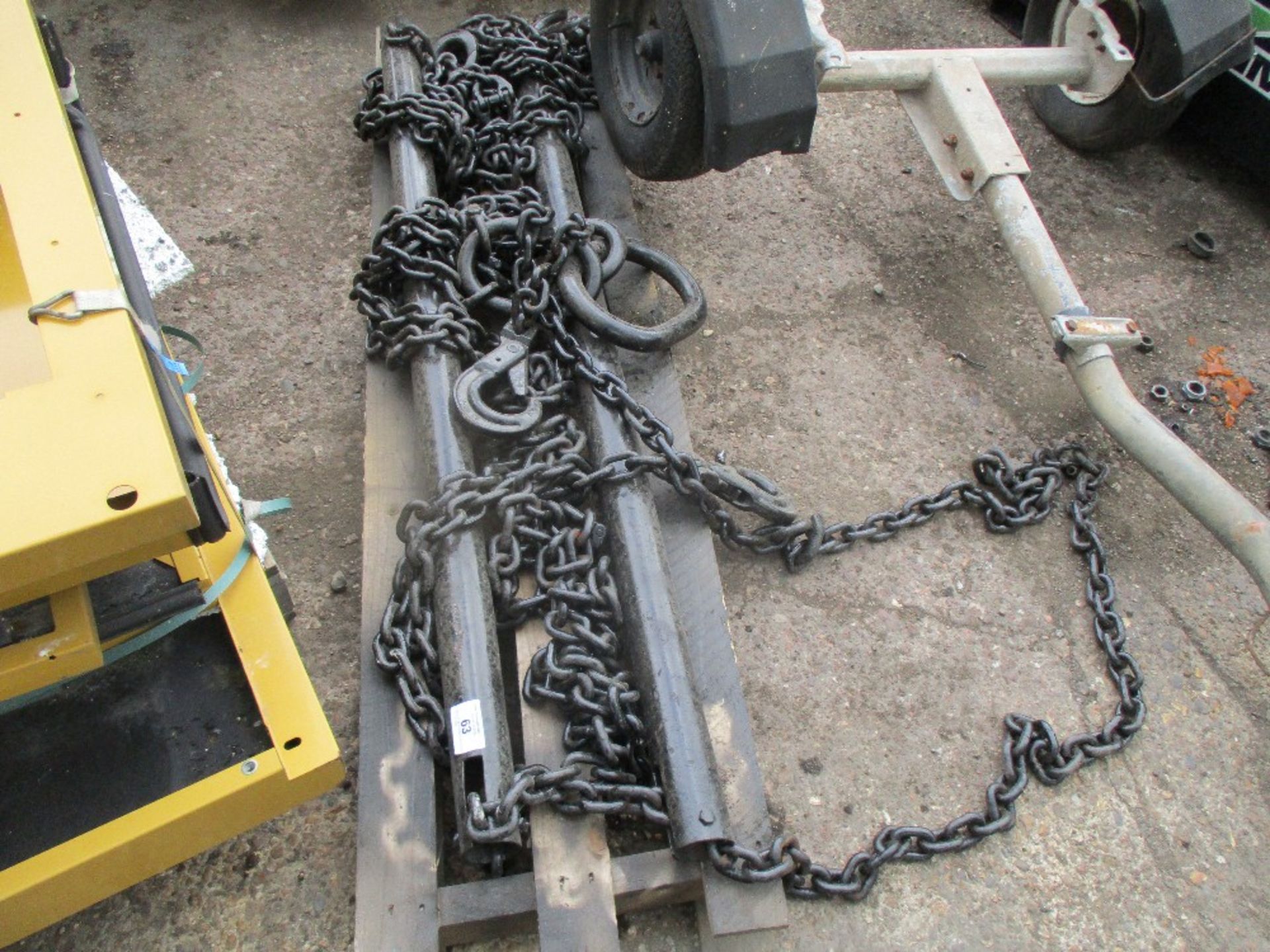 PALLET OF 4 LEG CHAIN SYSTEM, 11.2 TONNE RATED, 22FT LENGTH 13MM CHAINS, SPREADER BARS AND SELF LOCK