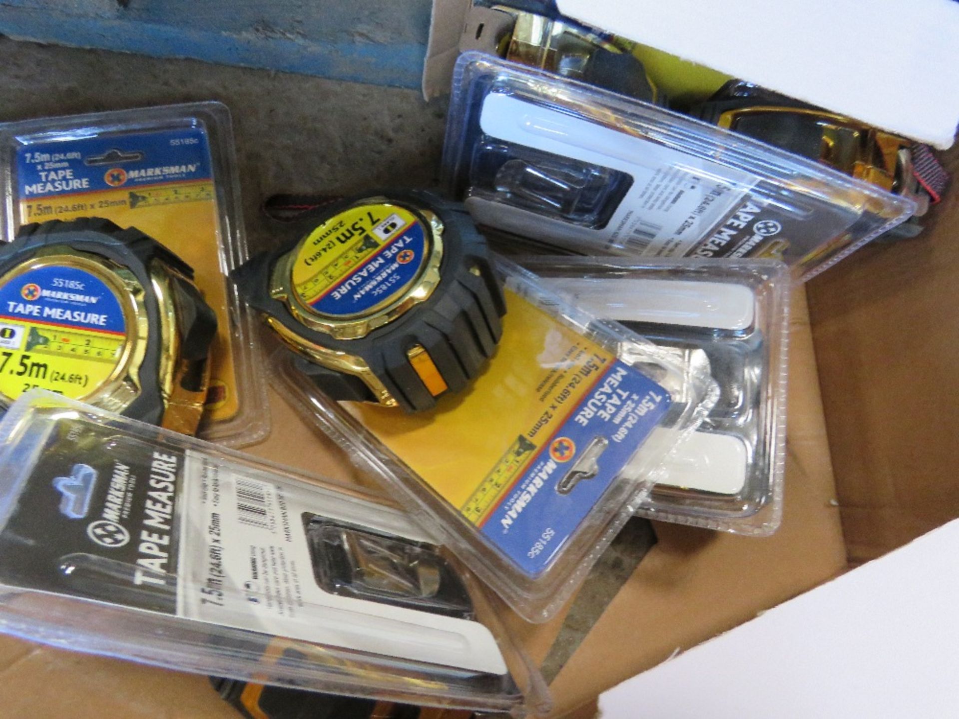 2 BOXES OF TAPE MEASURES 12X SMALL AND 6X LARGE - Image 2 of 3