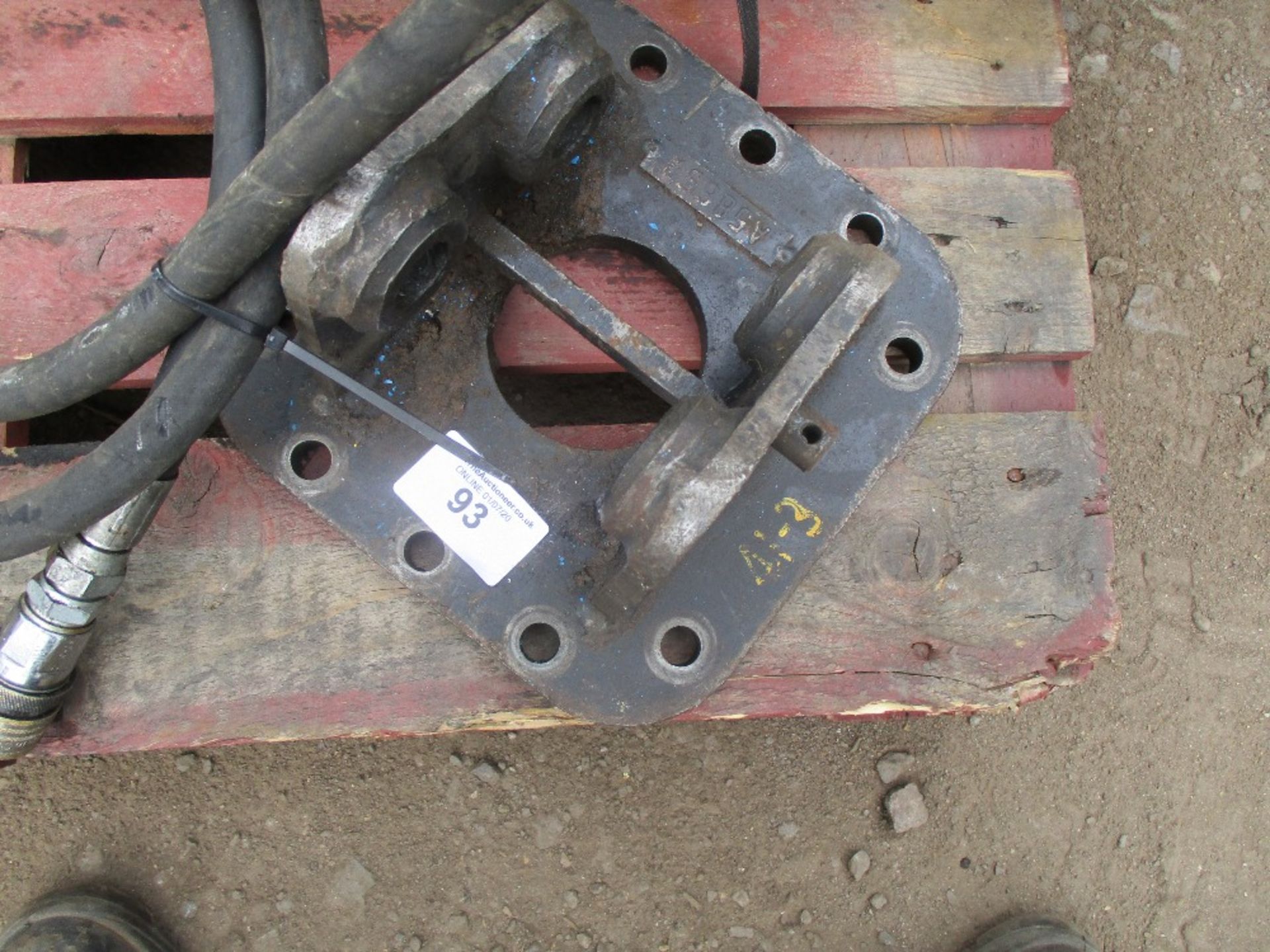 BREAKER HEADSTOCK FOR TEX110 BREAKER