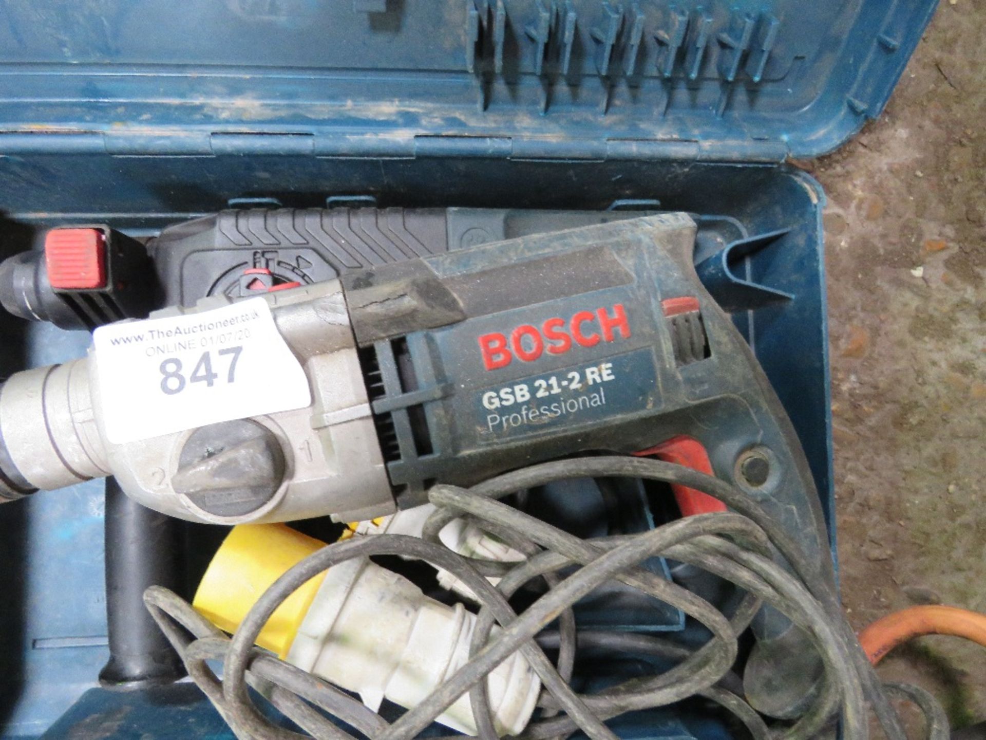 2 X BOSCH DRILLS