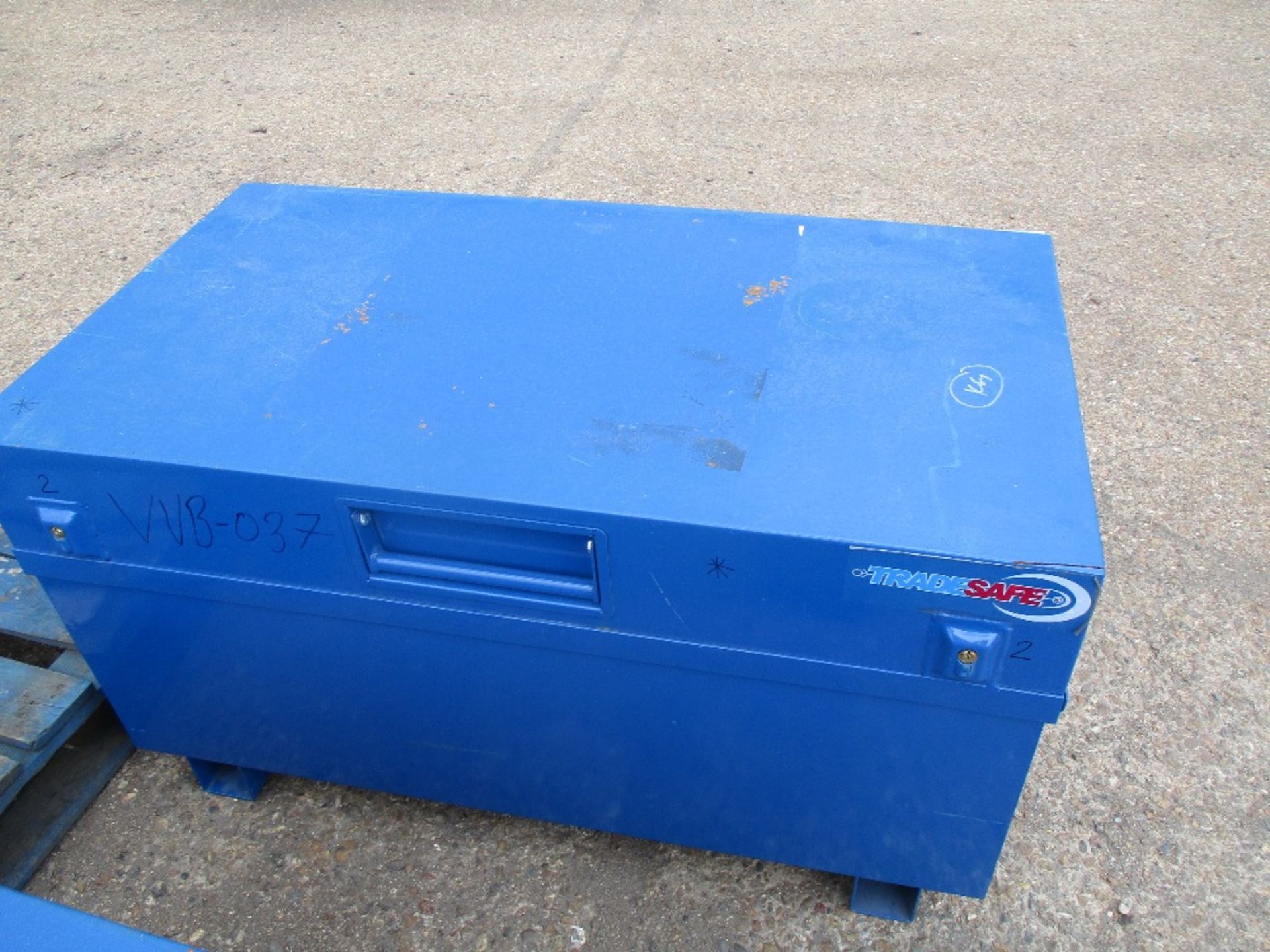 TRADE SAFE TOOL SAFE, KEYS INSIDE...BLUE