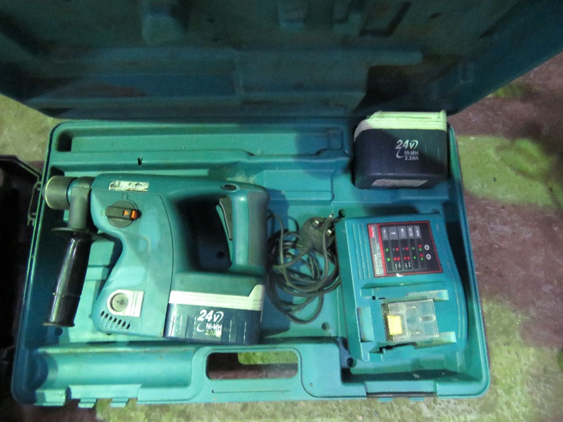 MAKITA 24 VOLT BATTERY DRILL SET