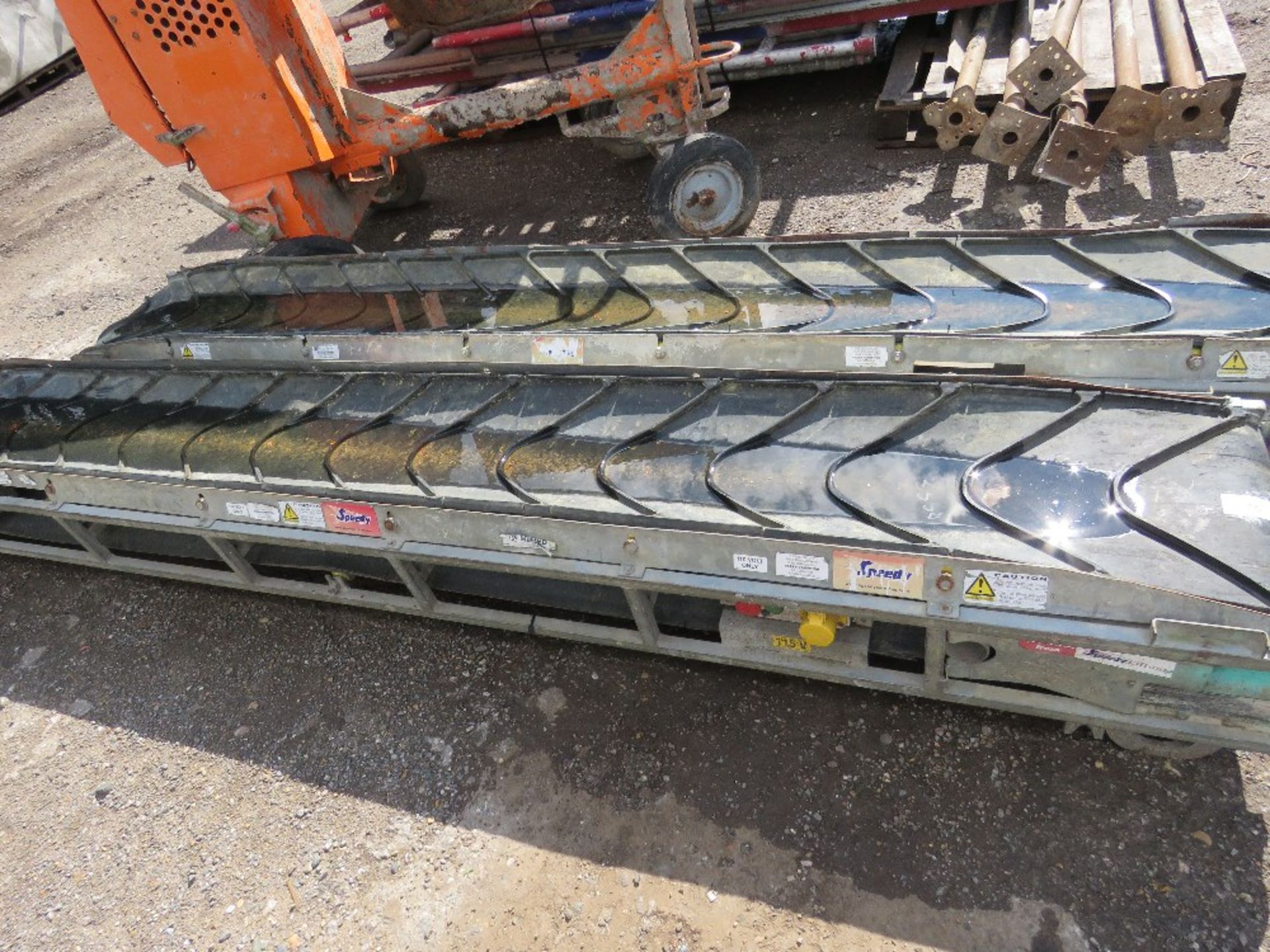 2 X MINI-MAXI MUCK CONVEYORS CIRCA 10FT LENGTH EACH - Image 2 of 3