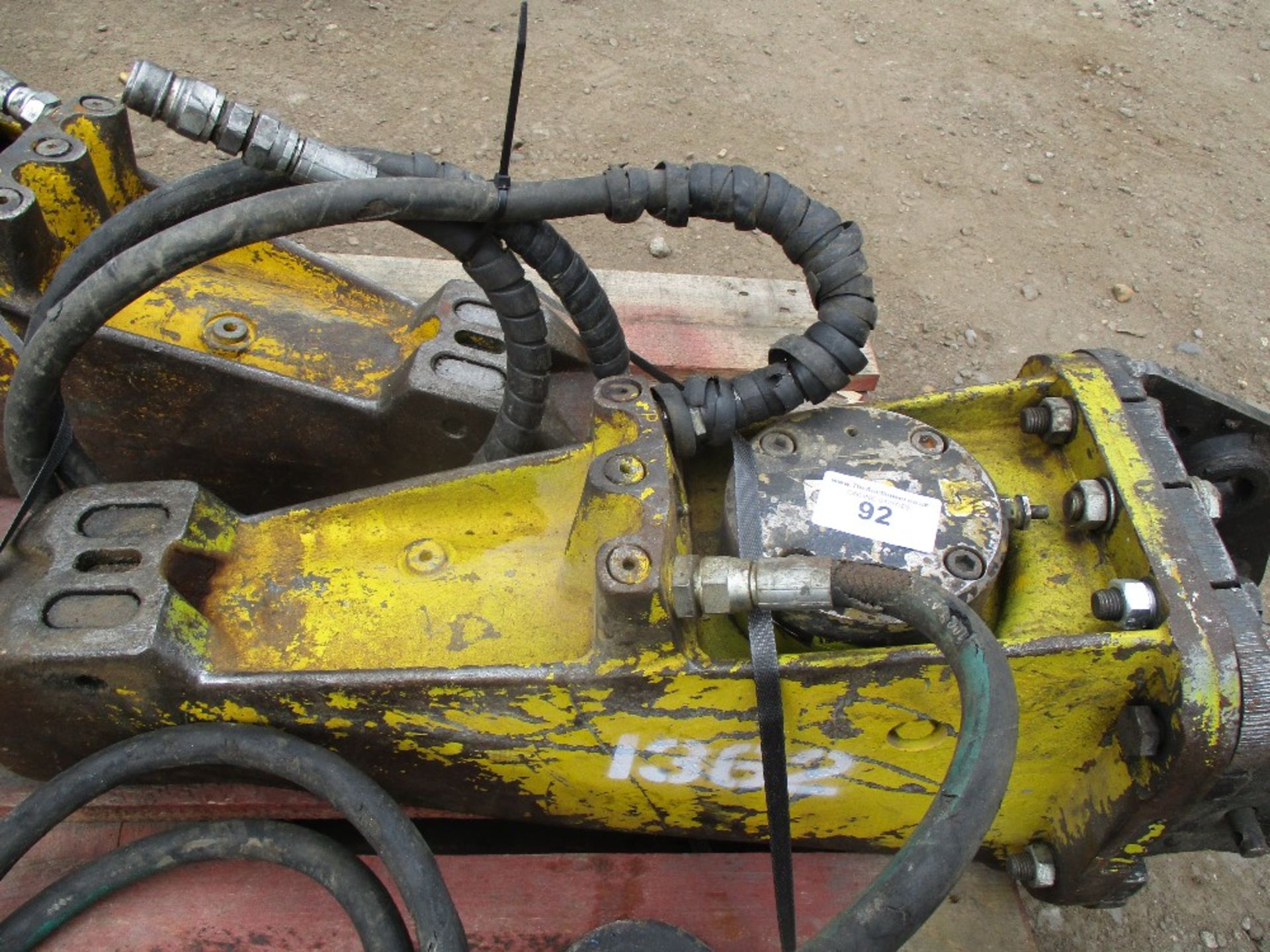 ATLAS COPCO TEX110 BREAKER FOR EXCAVATOR. PN;1362 SUITABLE FOR 1.5-3TONNE EXCAVATOR. DESCRIBED AS - Image 2 of 2