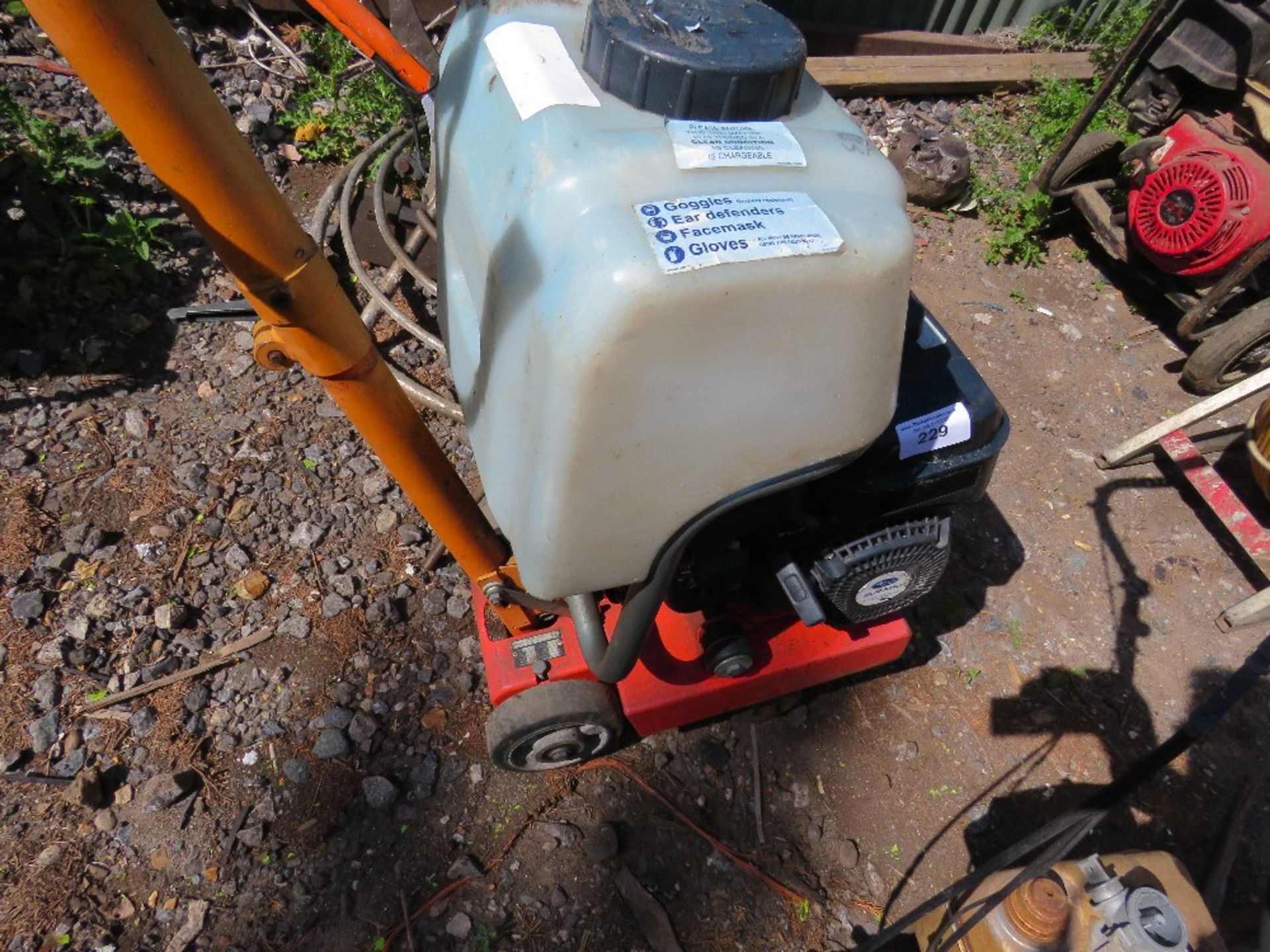 HUSQVARNA PETROL FLOOR SAW