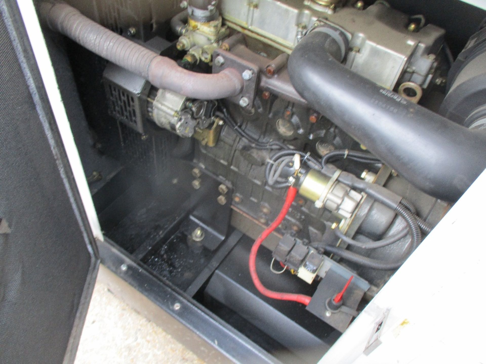 SMC POWERMASTER GQ22P 22KVA SILENCED GENERATOR, 4310 REC HRS, PERKINS ENGINE. WHEN TESTED WAS SEEN T - Image 3 of 3