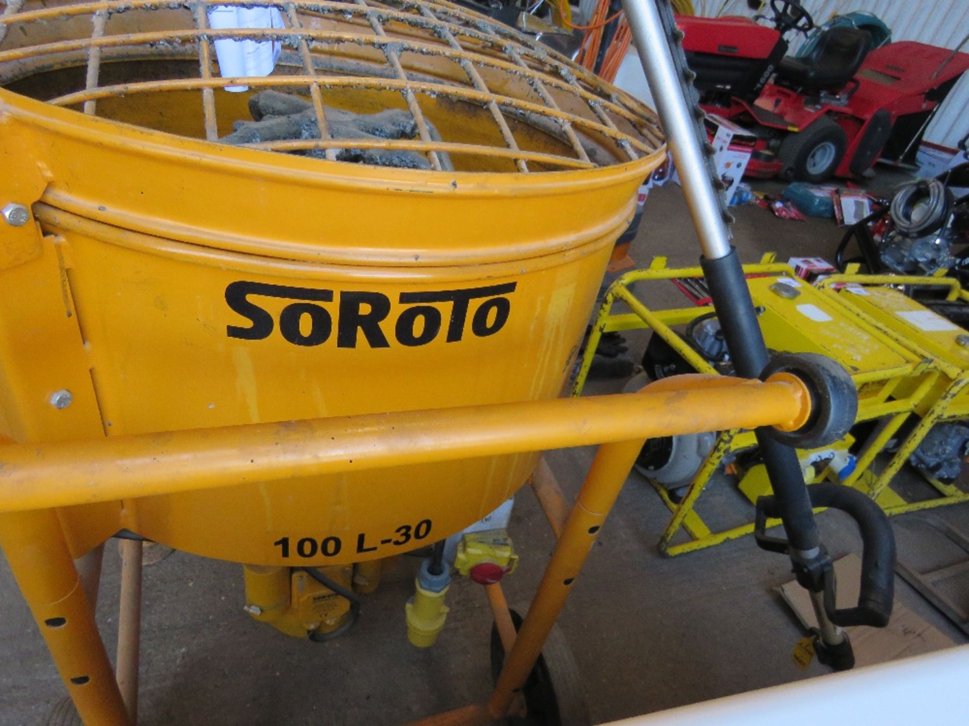 SOROTO 100L-30 FORCED ACTION MIXER. 110VOLT POWERED. WHEN TESTEDW AS SEEN TO RUN AND MIX...DIRECT EX - Image 2 of 4