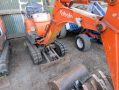 KUBOTA K008 0.8TONNE MICRO DIGGER, YEAR 2004. 3049REC HRS. 5 X BUCKETS. PN:1552, SN:13300. WITH KE