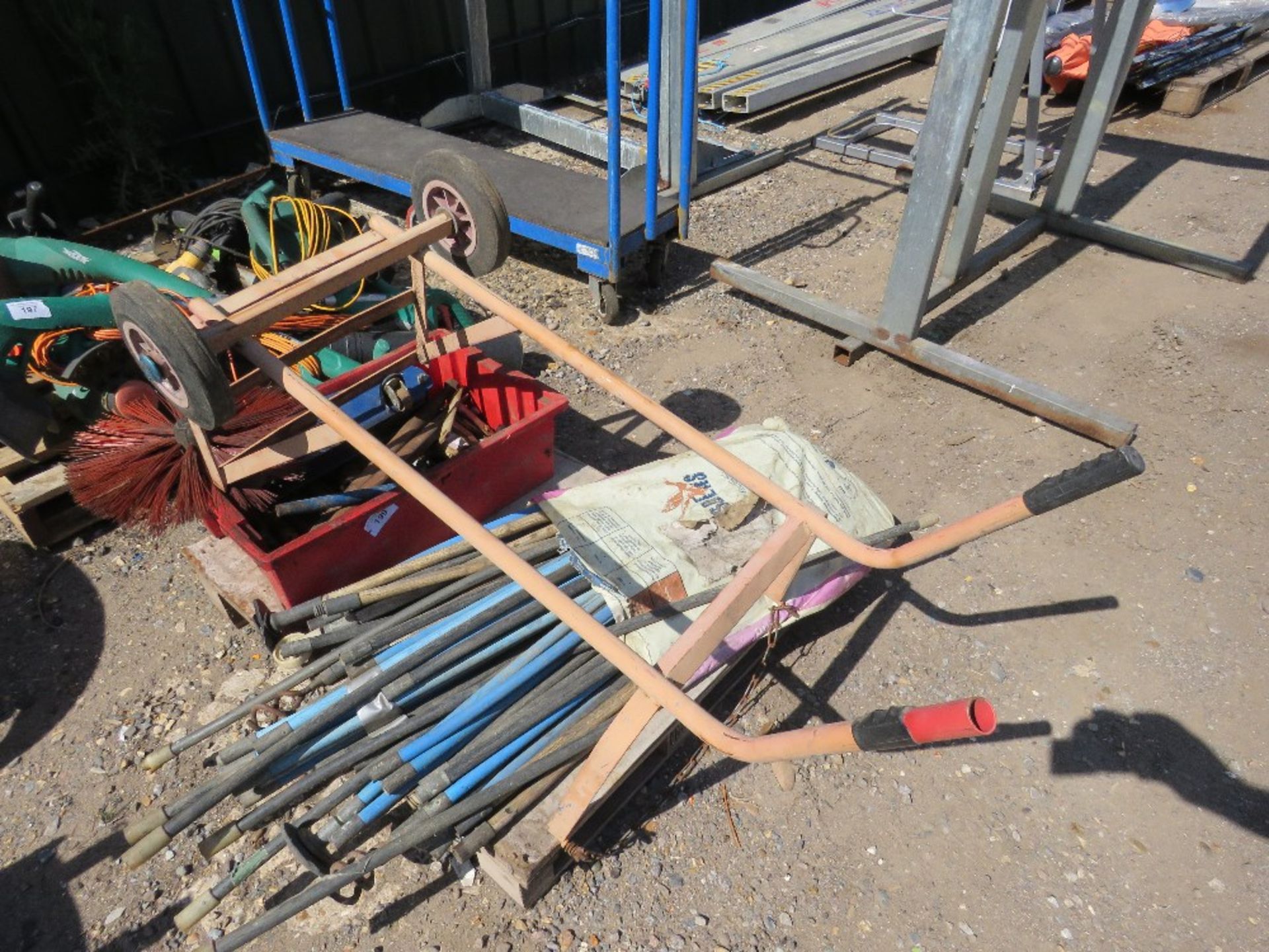 PALLET CONTAINING DRAIN RODS, TROLLEY JACK, SACK BARROW ETC - Image 2 of 2