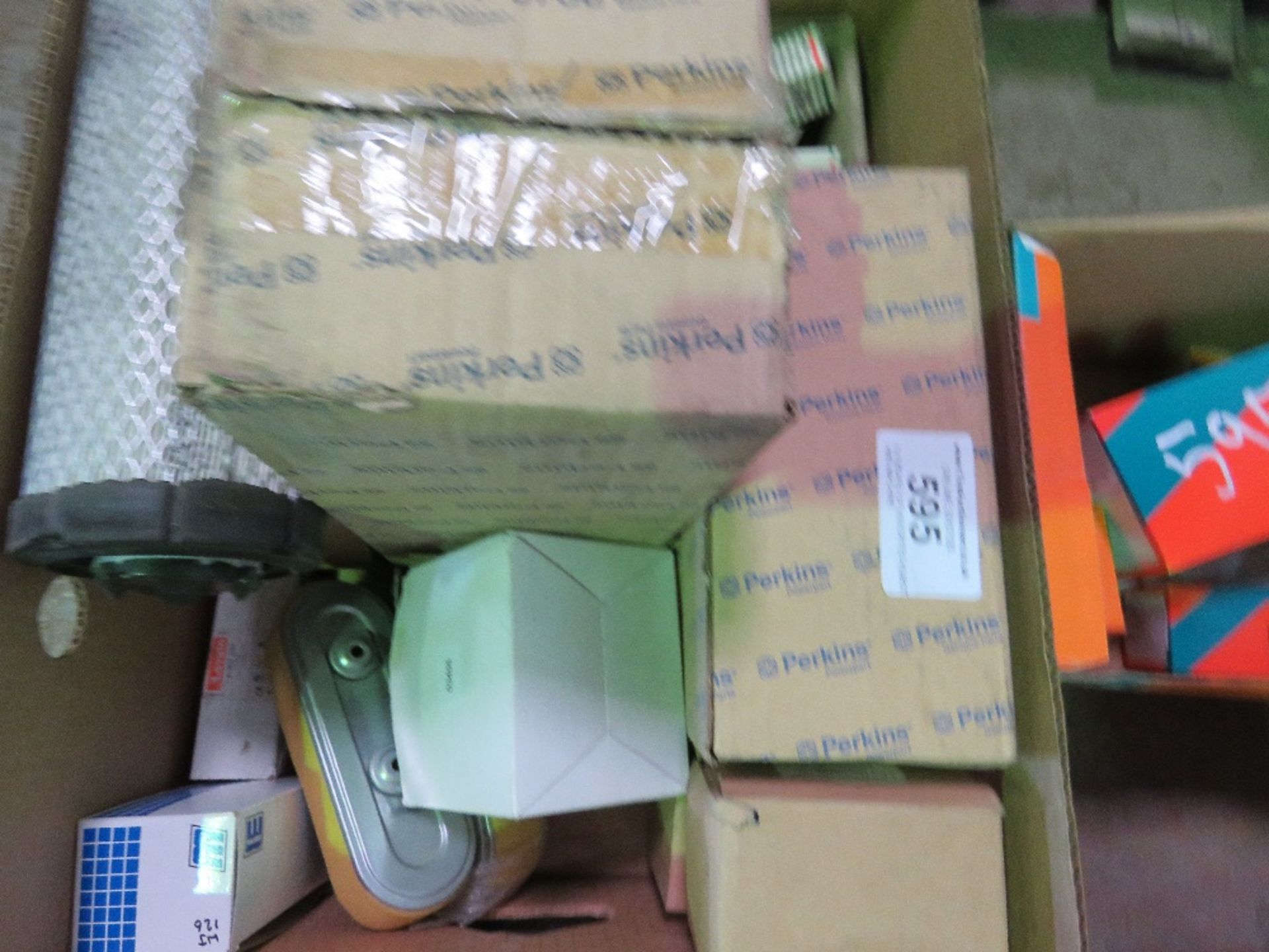 5 X BOXES OF ASSORTED KUBOTA AND MACHINE FILTERS ETC AND PARTS. - Image 7 of 7
