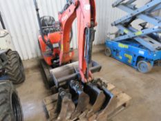 KUBOTA 008 MICRO EXCAVATOR, YEAR 2016. SN:27720. 844 REC HOURS. PN:1843. SET OF 5 BUCKETS AS SHOWN.