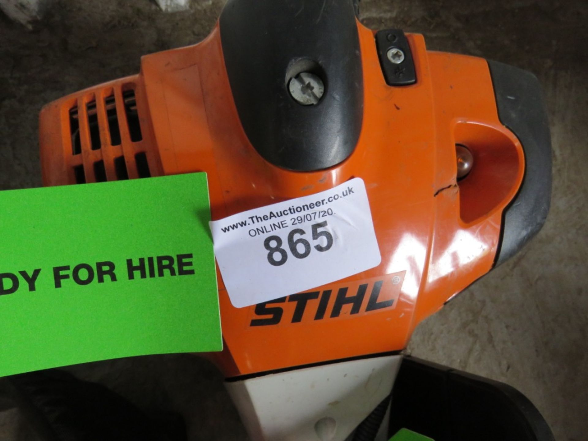 STIHL FS240C STRIMMER. DIRECT FROM LOCAL COMPANY DUE TO DEPOT CLOSURE. - Image 4 of 4