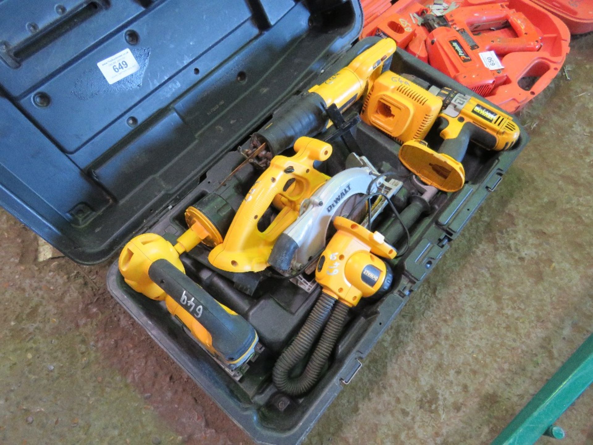 DEWALT BATTERY TOOL SET. - Image 2 of 2