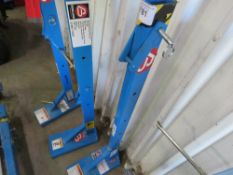 GENIE LIFT CRANE ATTACHMENT UNIT.