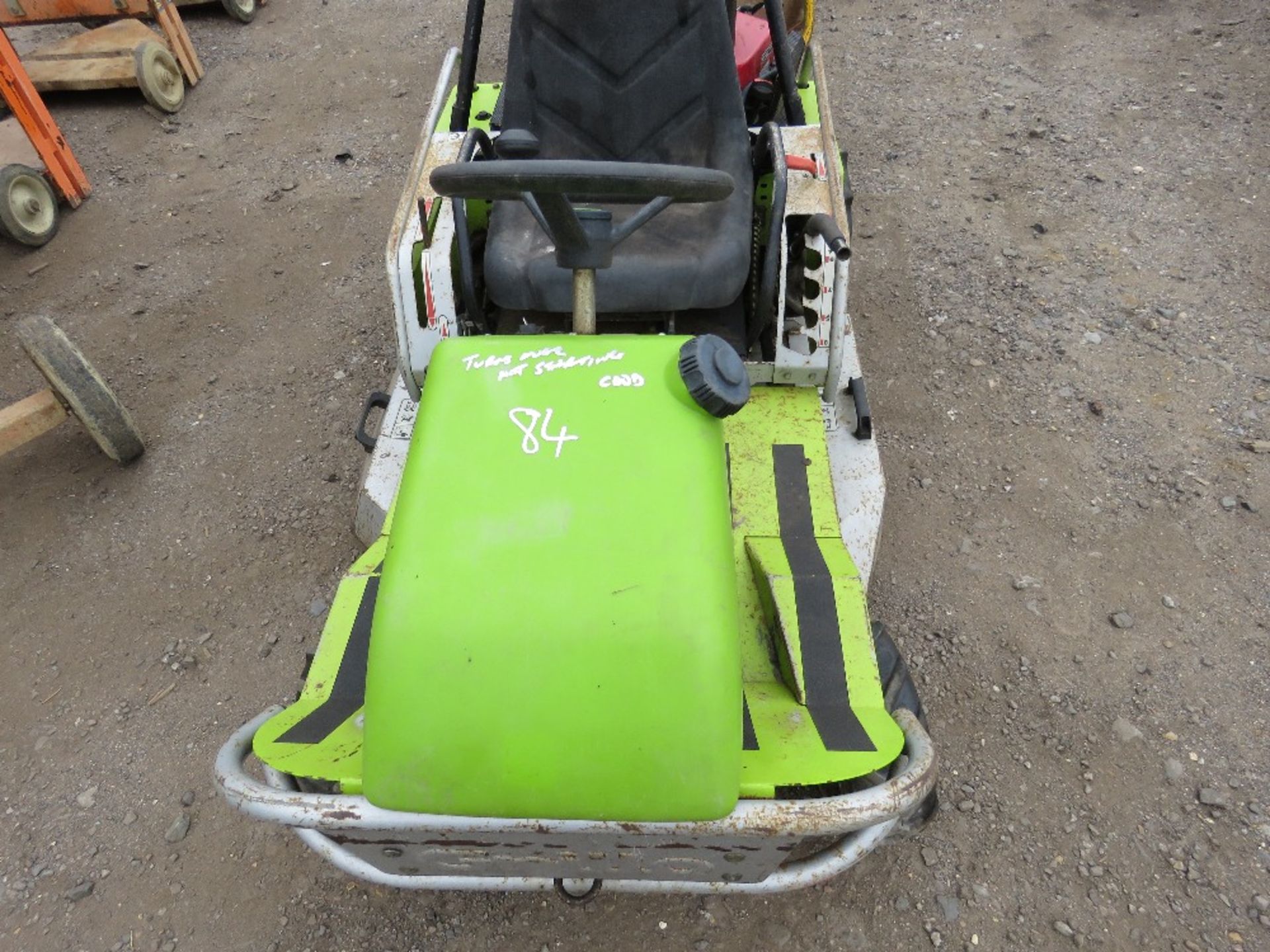 GRILLO CLIMBER BANK MOWER. WHEN TESTED WAS SEEN TO TURN OVER, NOT STARTING. - Image 2 of 4