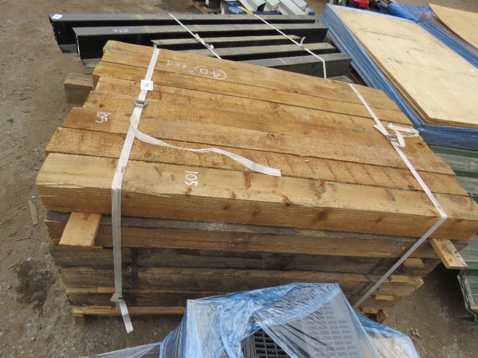 PALLET OF 40NO 4"X4" 4FT POSTS APPROX. - Image 3 of 3