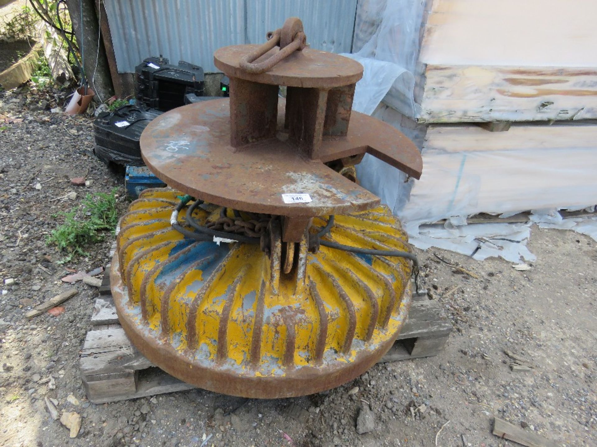 Electro magnet plus top hat unit for scrap handling, working when removed, unused for two years