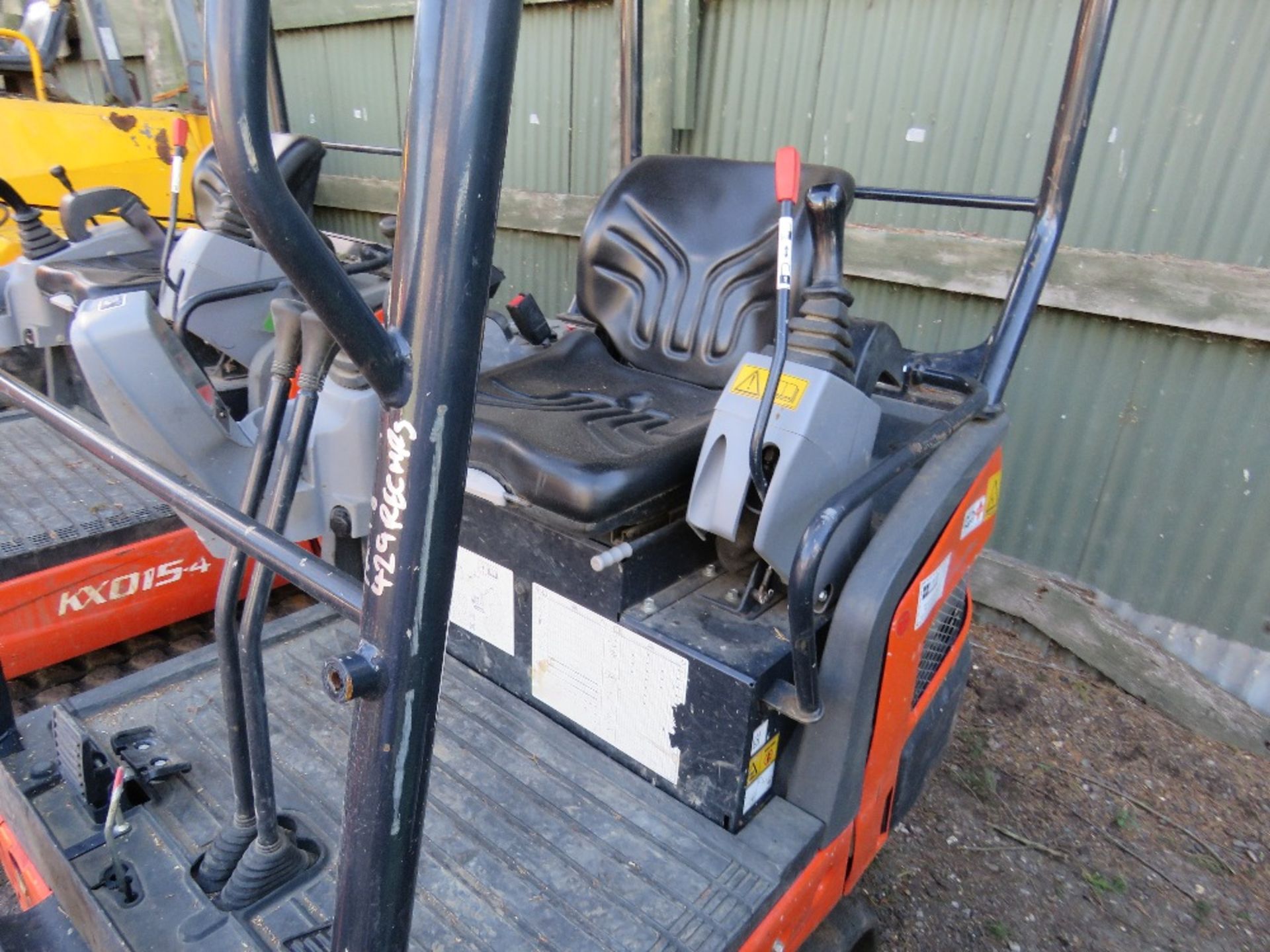 KUBOTA KX015-4 MINI EXCAVATOR YEAR 2018. WITH 5 BUCKETS. 429REC HOURS. PN:1862.SN;62631. - Image 6 of 10