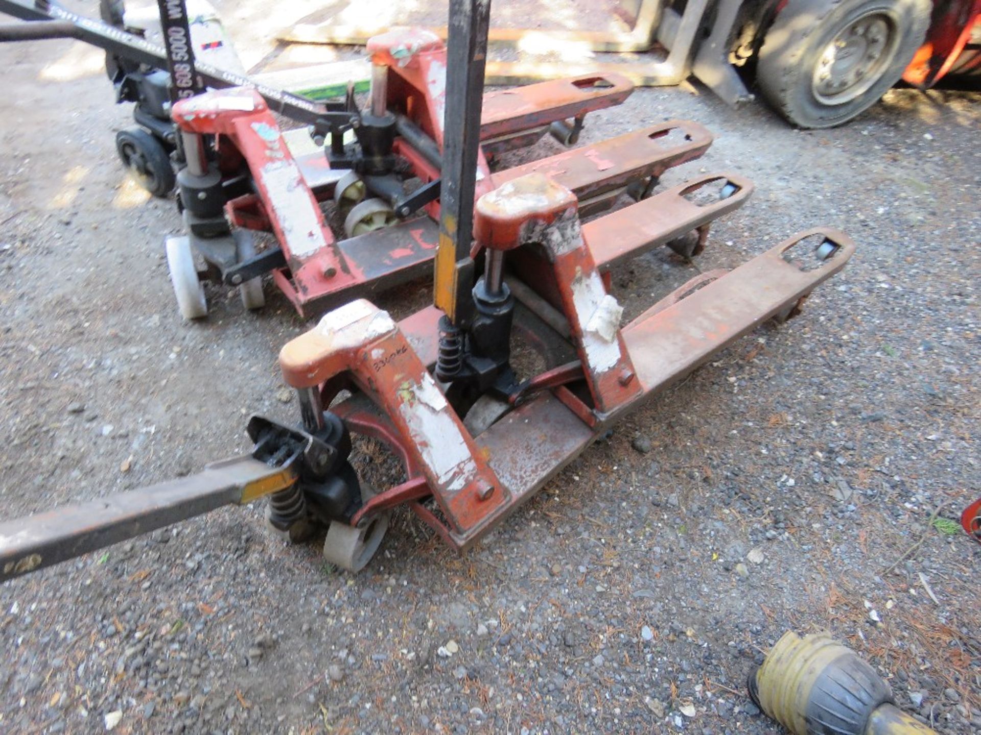 2 X HYDRAULIC PALLET TRUCKS. - Image 2 of 2