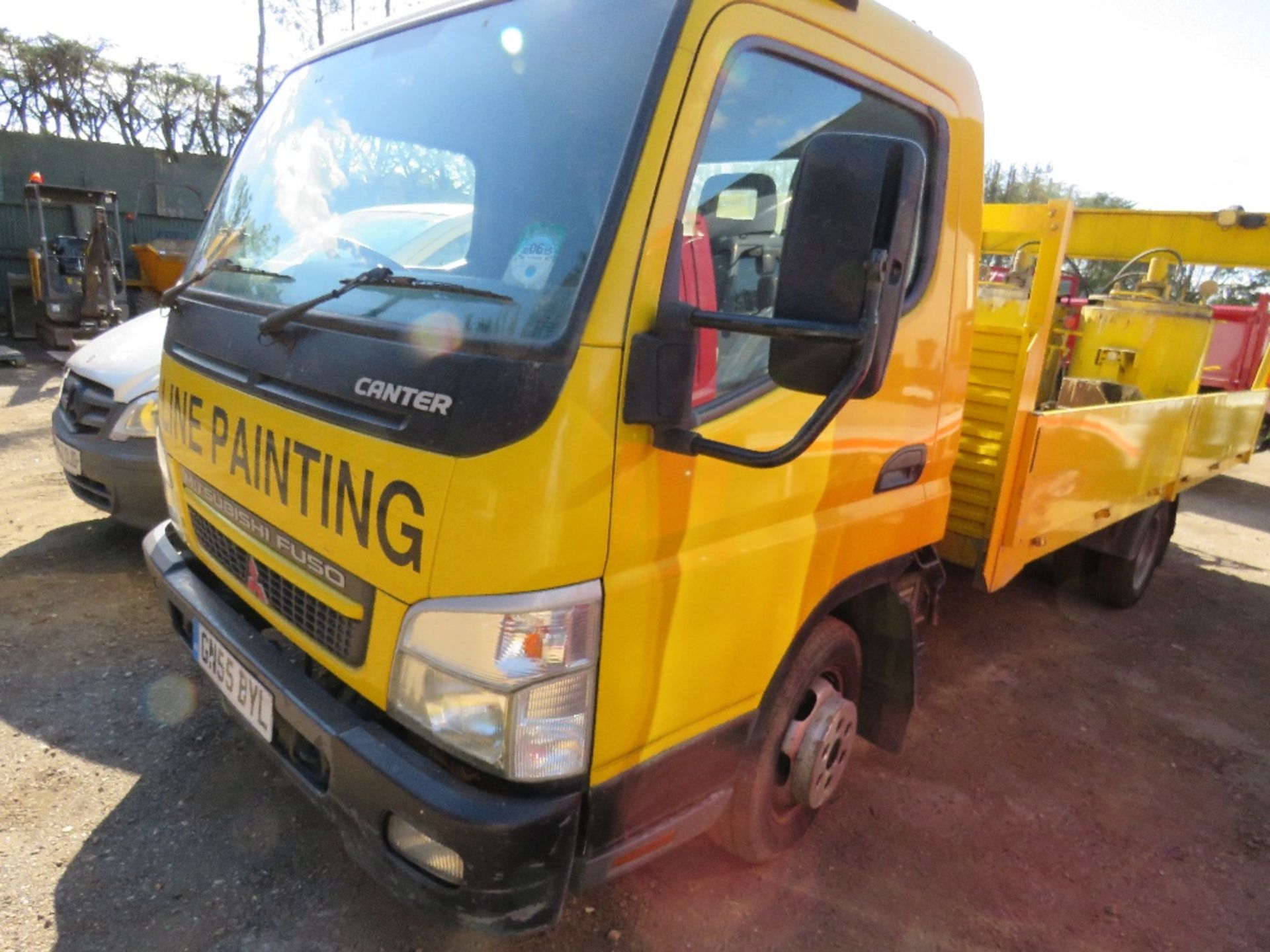 MITSUBISHI FUSO CANTER WHITE LINING TRUCK. REG:GN55 BYL. TEST TILL 17TH JUNE 2021. 112,751 REC MILES - Image 12 of 12