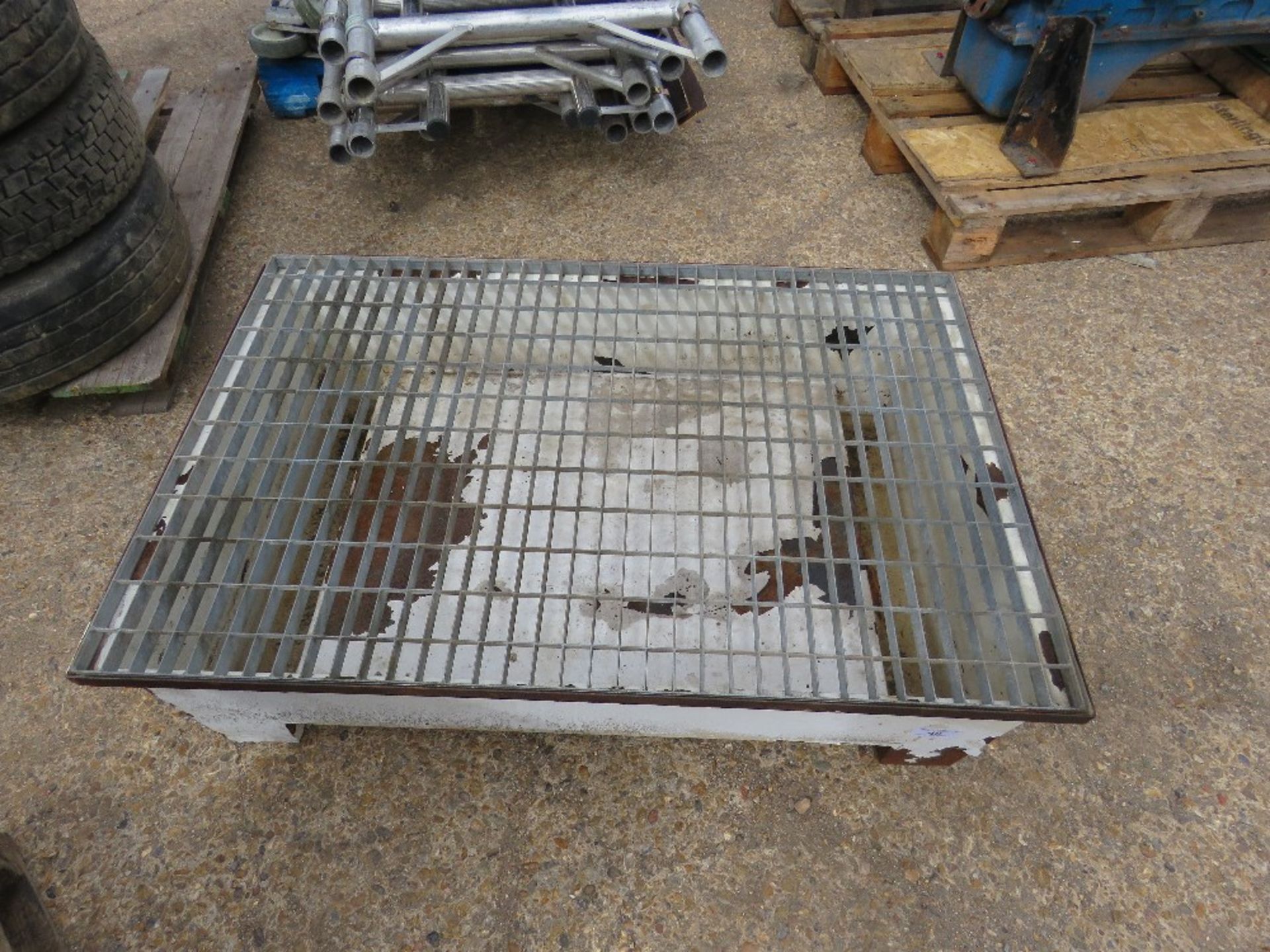 SMALL STORAGE BUND TRAY