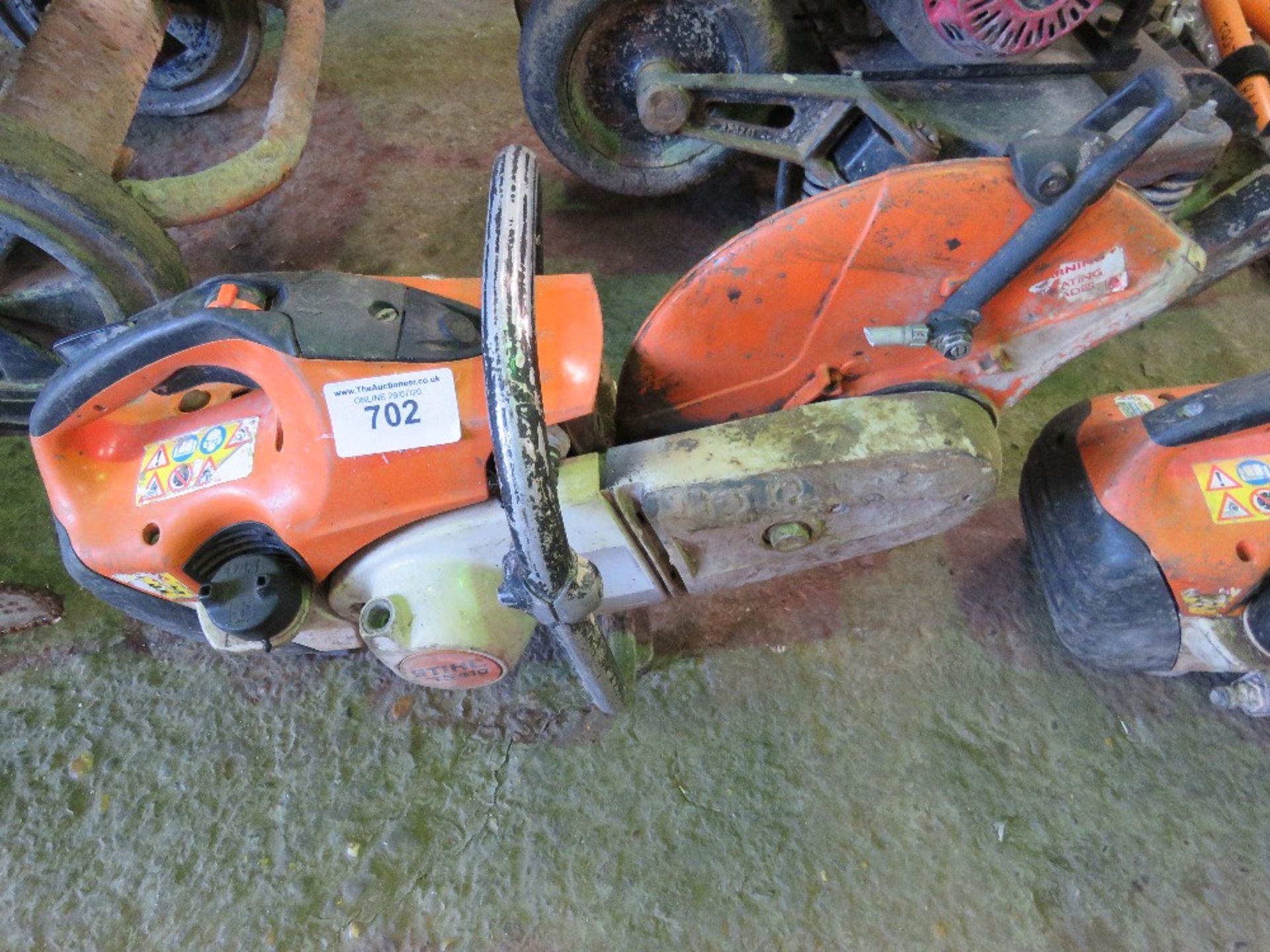 STIHL TS410 PETROL SAW.