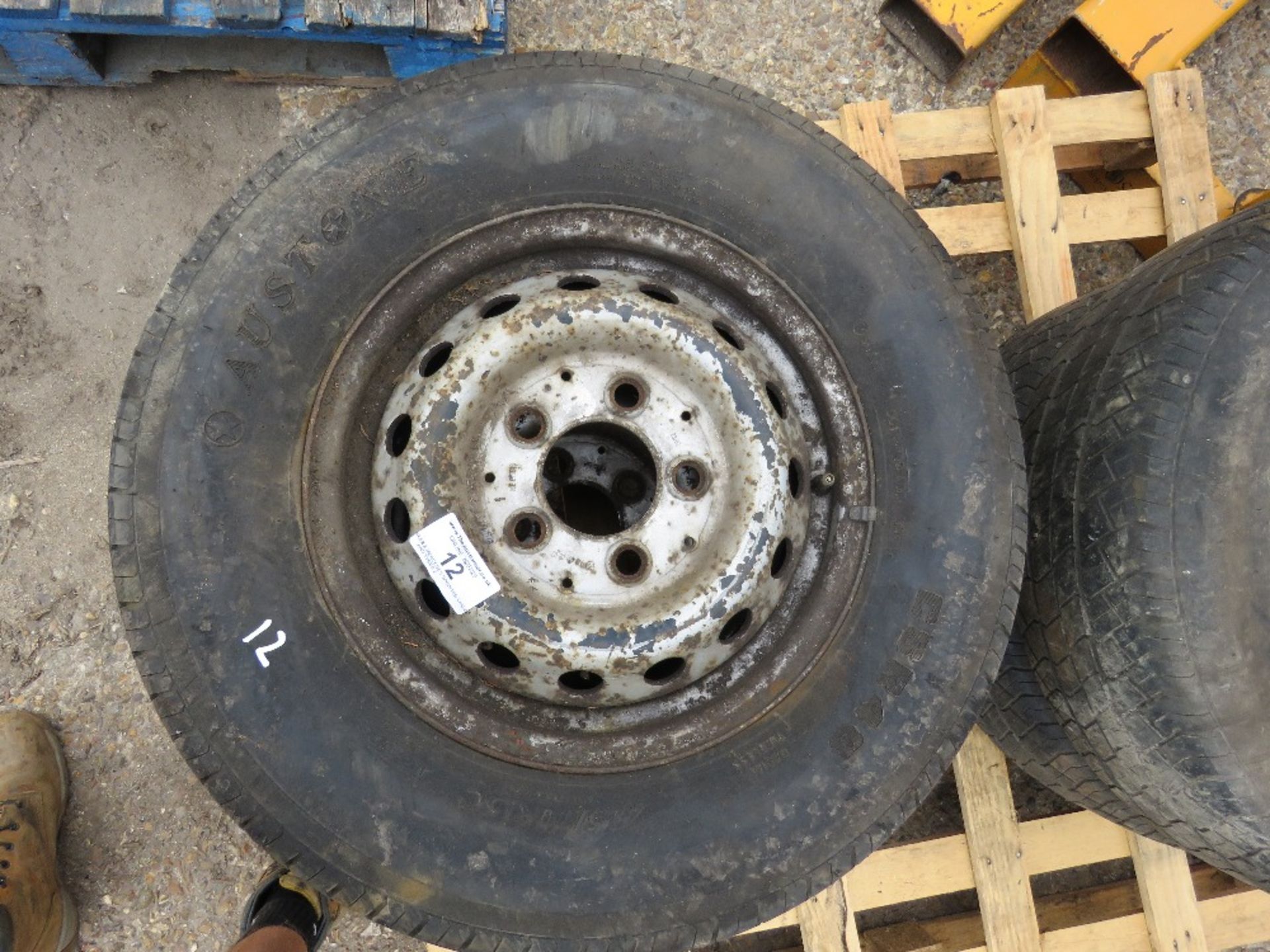 4 X MERCEDES SPRINTER WHEELS AND TYRES 225/70R15 - Image 2 of 2