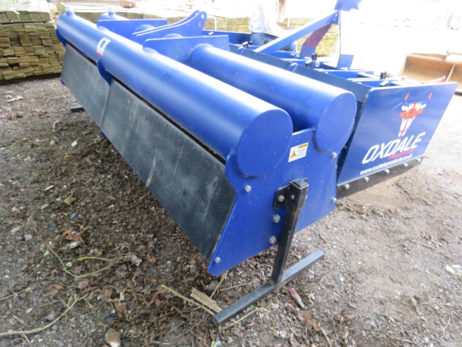 SPITFIRE HEAVY DUTY SLITTER WITH WATER BALASTED FRAME. LITTLE USED, APPROX 8 FT. - Image 2 of 6