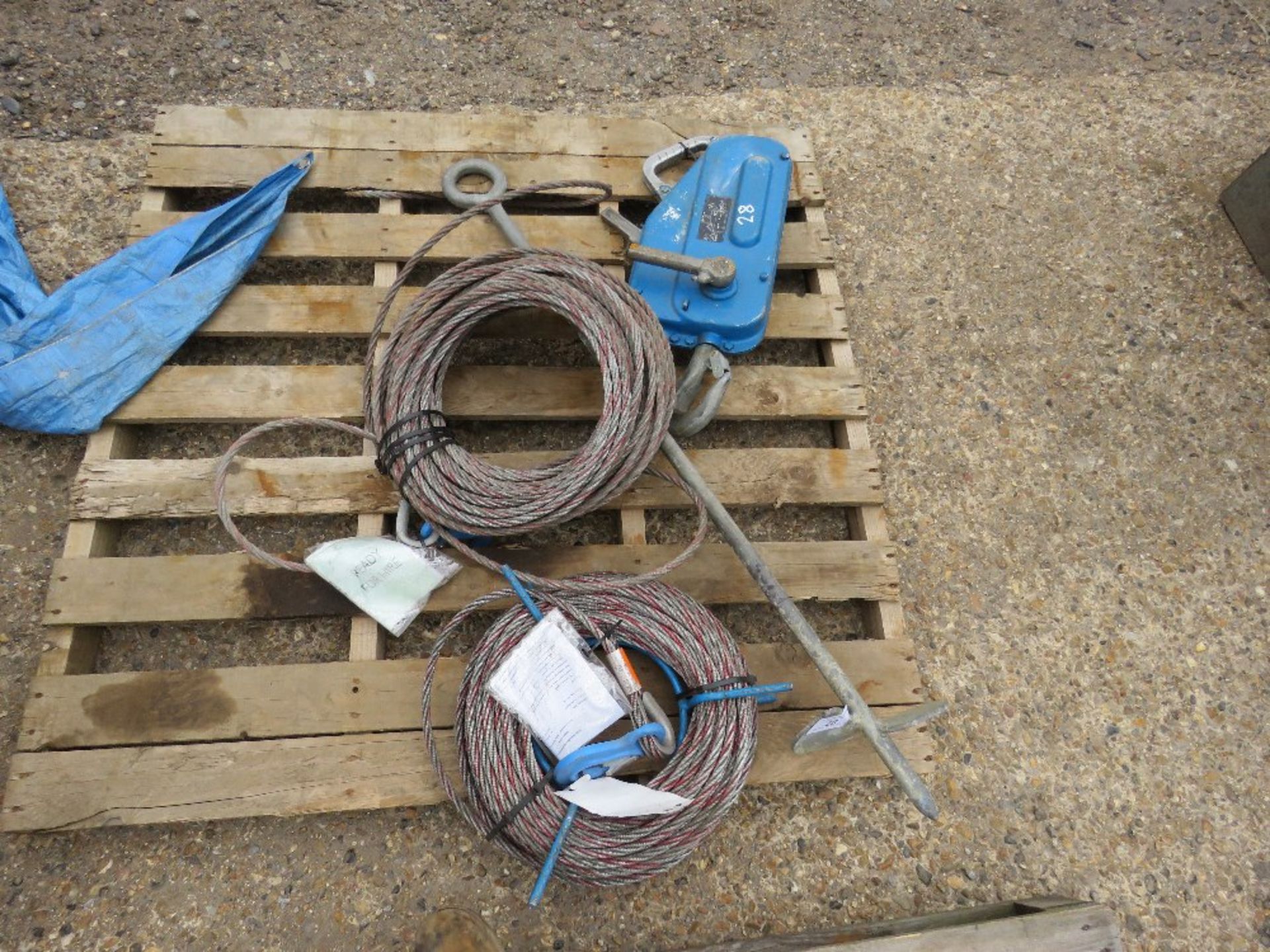 TIRFOR WINCH WITH GROUND ANCHOR AND 2 X ROPES WITH HOOKS - Image 2 of 2