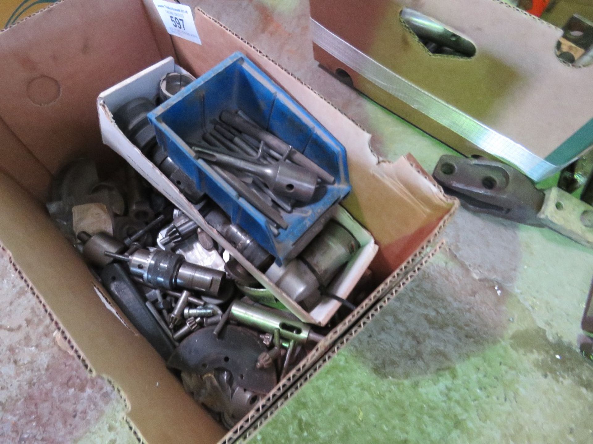 BOX OF DRILL CHUCKS & KEYS. DIRECT EX LOCAL COMPANY DUE TO DEPOT CLOSURE - Image 2 of 2