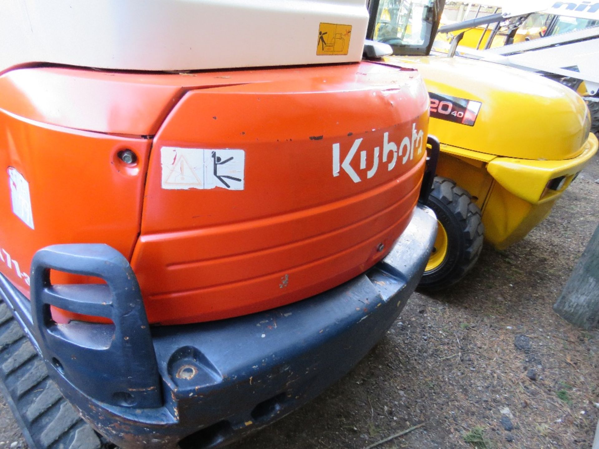 KUBOTA KX71-3 EXCAVATOR. 3 BUCKETS. YEAR 2006. 5274 RECORDED HOURS. WITH KEY AND RED KEY. SN:WKFRGN0 - Image 7 of 10