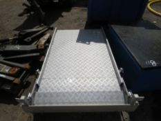 ALUMINIUM FOLDING WHEELCHAIR RAMP.