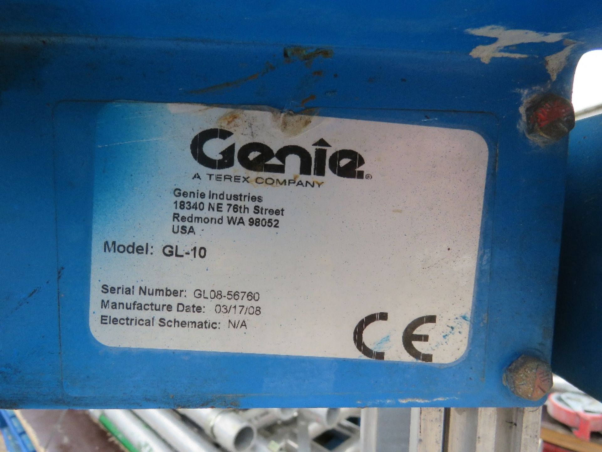 GENIE GL10 MATERIAL LIFT, YEAR 2008. DIRECT FROM LOCAL COMPANY DUE TO DEPOT CLOSURE - Image 4 of 4