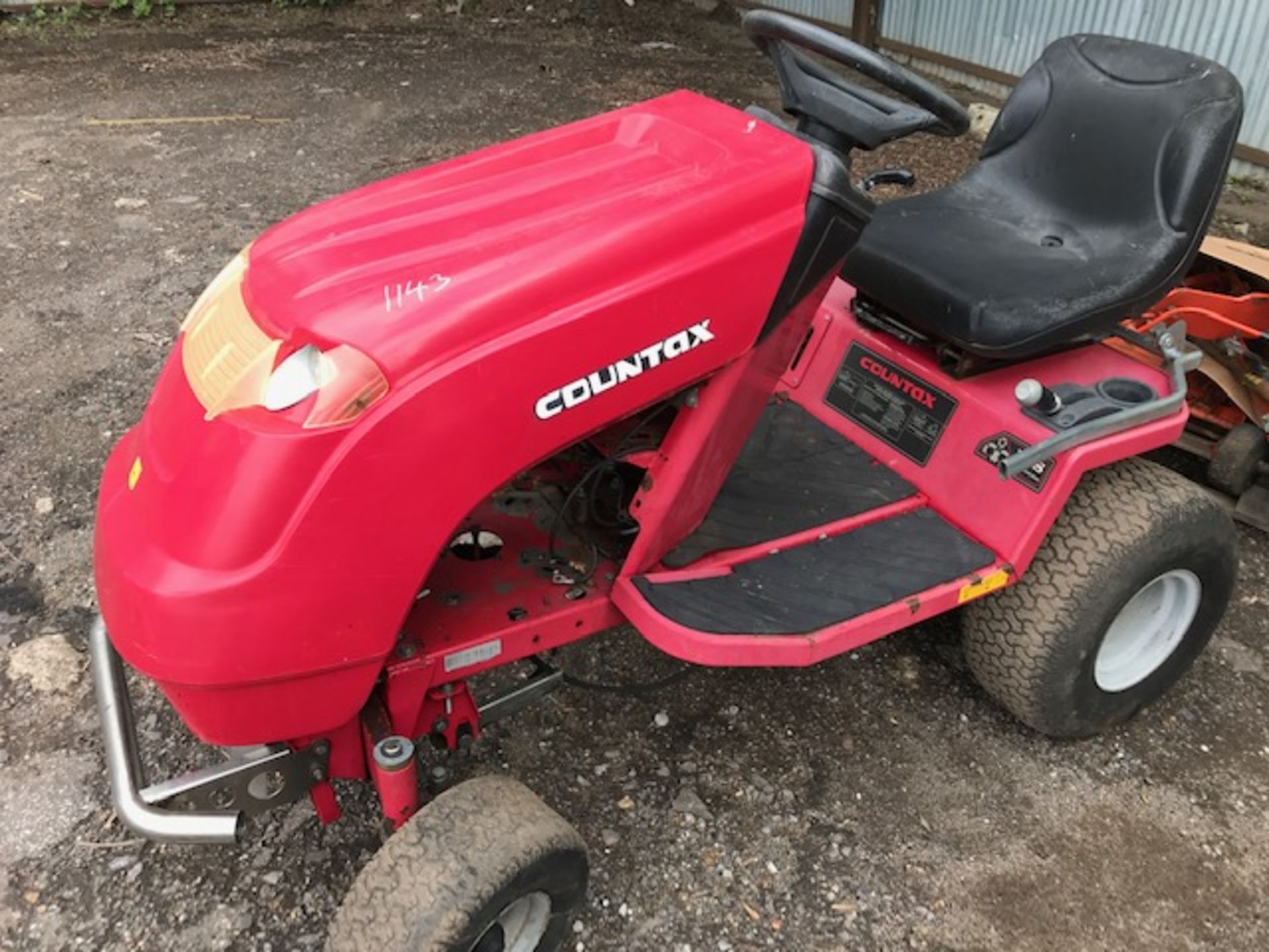 COUNTAX ROLLING CHASSI RIDE ON MOWER. NO ENGINE ETC.